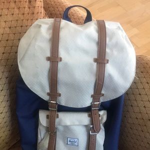 Herschel Co Little America Backpack